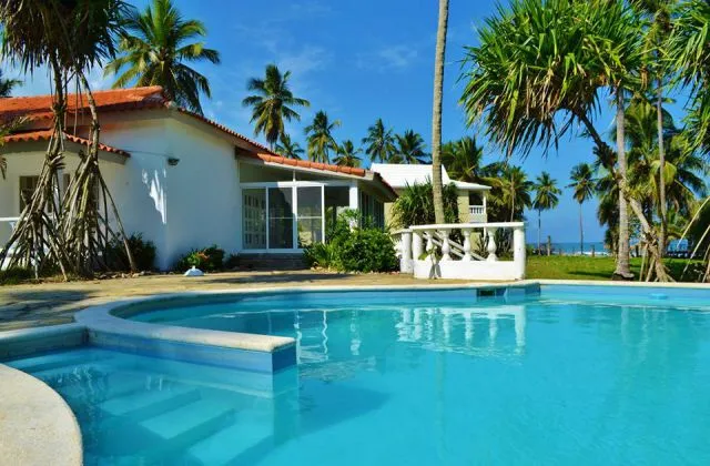 The Beachcomber Las Canas villa piscina